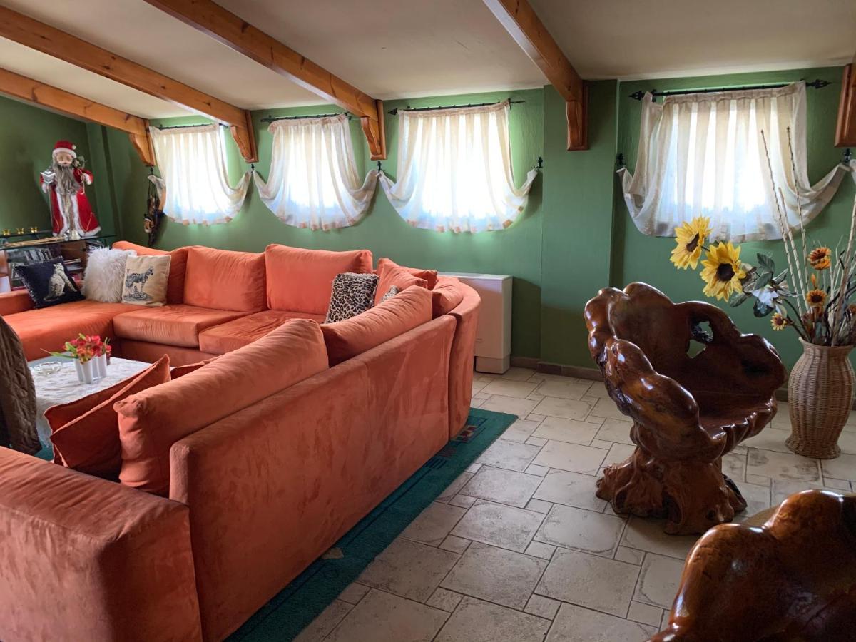 Tirana Apartment B&B Екстер'єр фото
