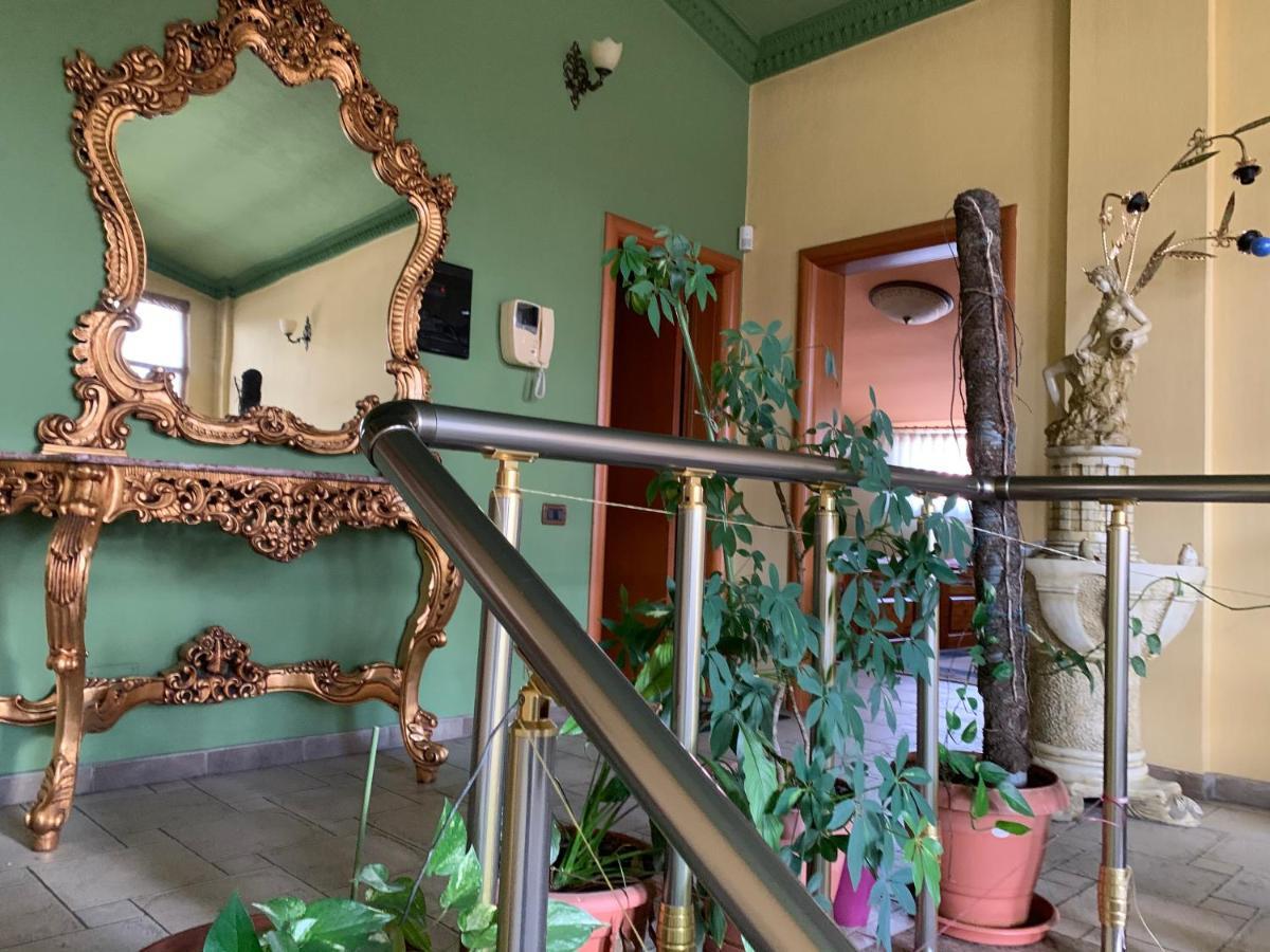 Tirana Apartment B&B Екстер'єр фото