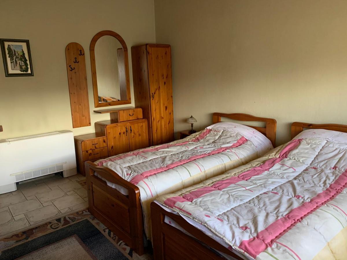 Tirana Apartment B&B Екстер'єр фото